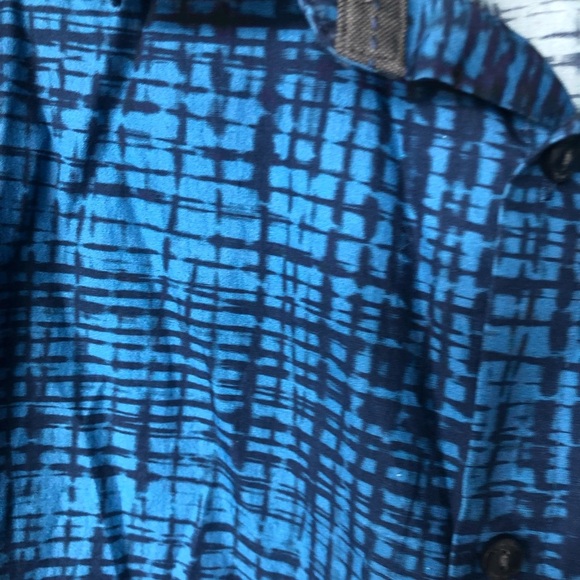 Short Sleeve Button Down - Picture 4 of 4